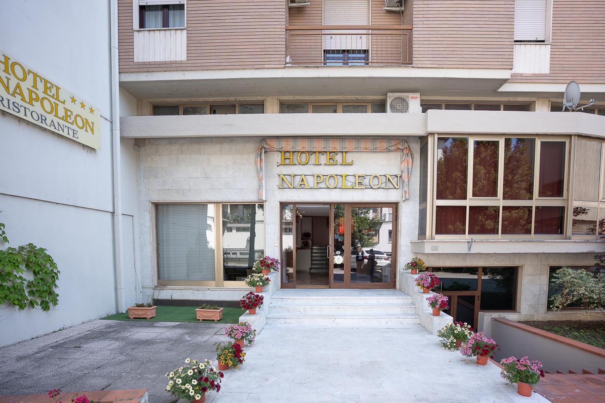 Hotel Napoleon Pontremoli Dış mekan fotoğraf