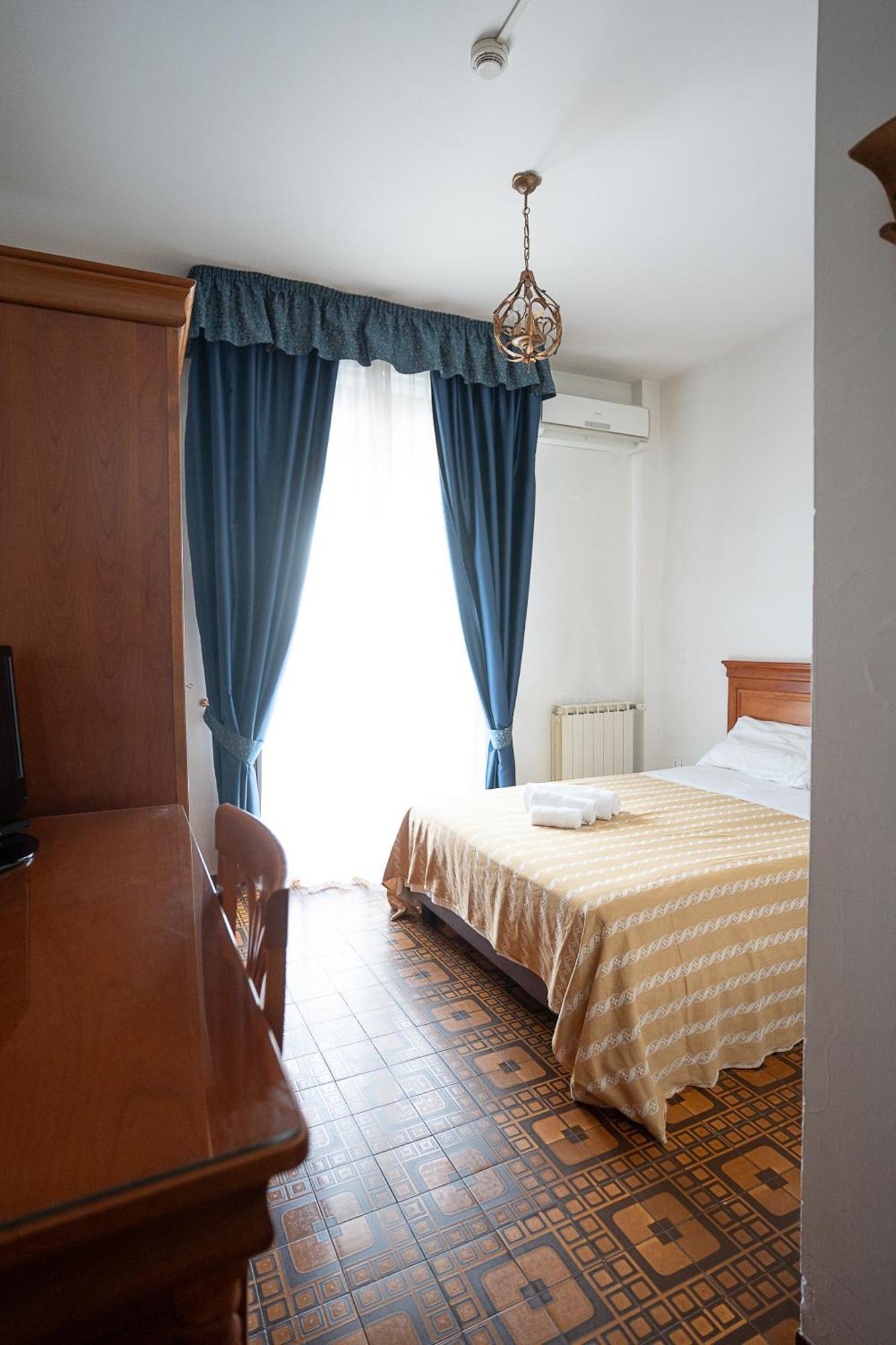 Hotel Napoleon Pontremoli Dış mekan fotoğraf